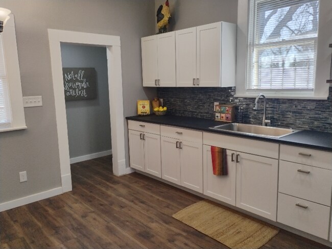 Photo - 1120 Rigsby Ave Apartment