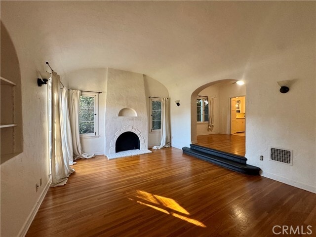 Building Photo - 697 Mira Monte Pl