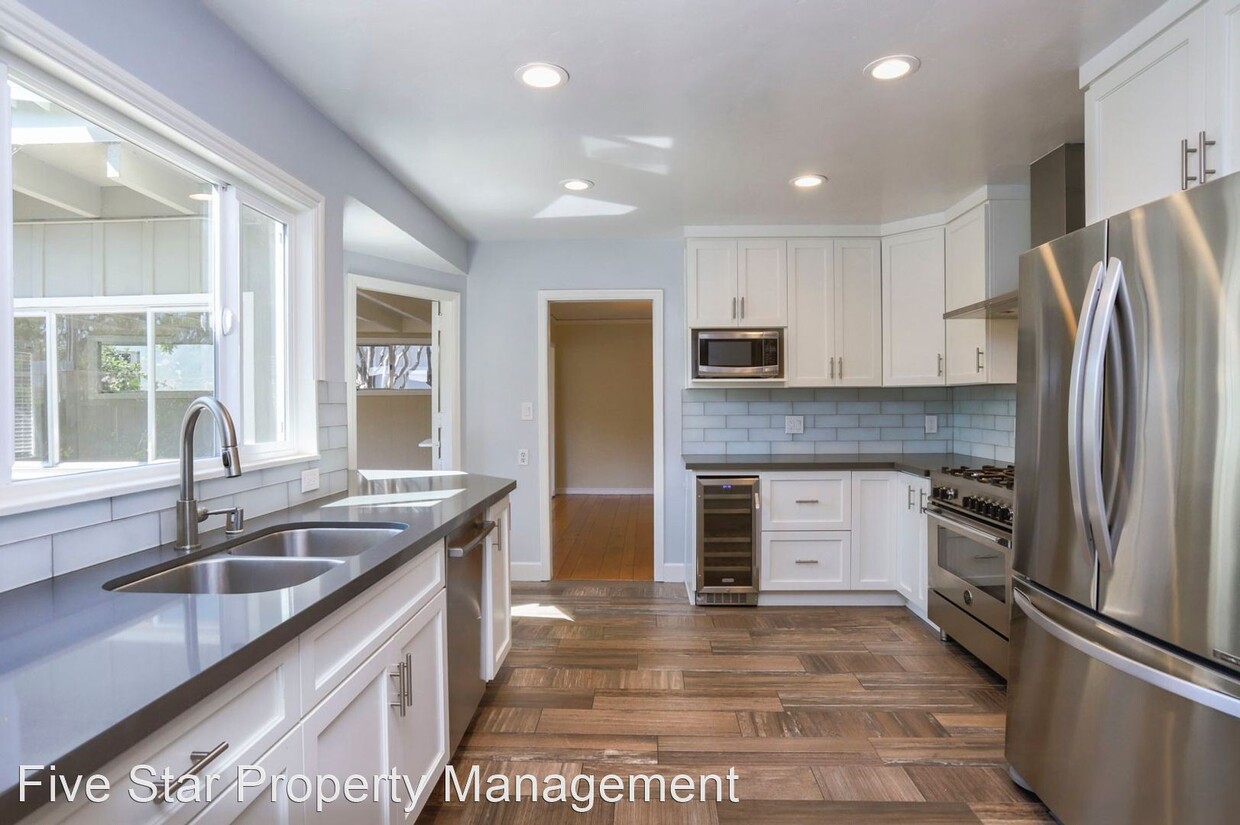Primary Photo - 4 br, 2 bath House - 820 Edinburgh Street