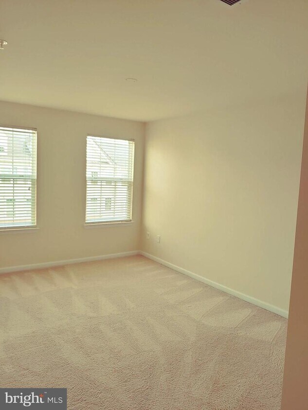 Foto principal - 811 Glenside Way