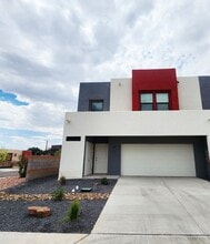Building Photo - 4342 Wymont Cir