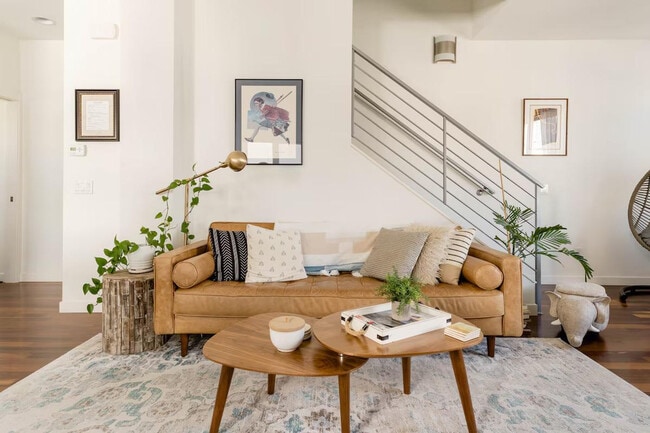 Building Photo - 3066 63rd Ave SW