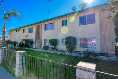 Building Photo - Edgewood Apartments