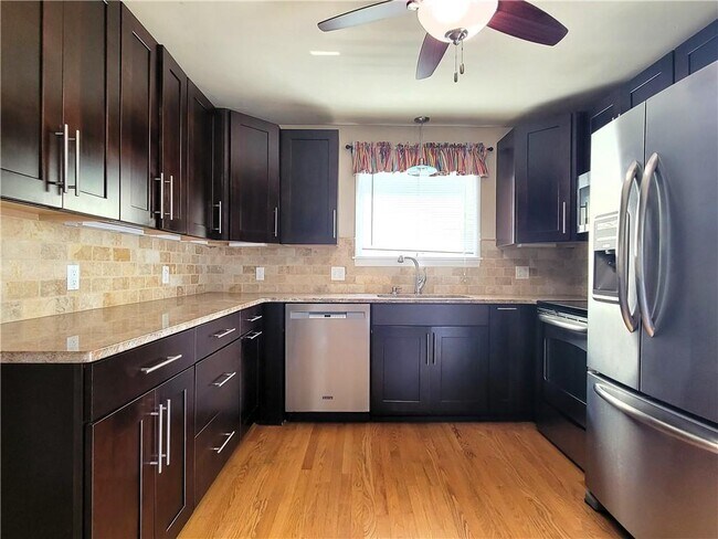 Foto del edificio - 19 Hillside Ave