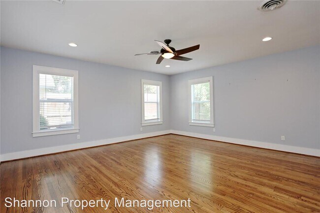 3 br, 2 bath House - 1036 W Gardner St photo'