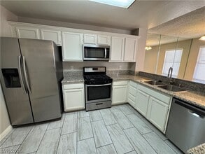 Building Photo - 8653 Freeport Ln