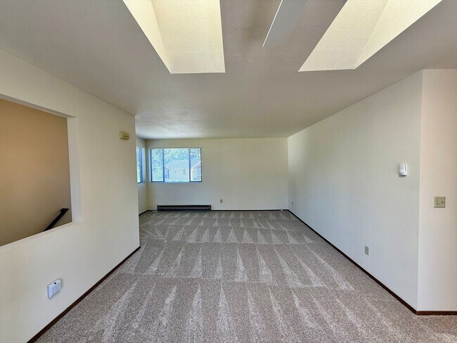 Foto del edificio - 3328 165th Pl SW
