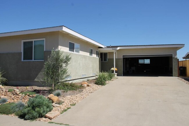 Building Photo - 3Bed/2Bath -Serra Mesa ~ Root St.