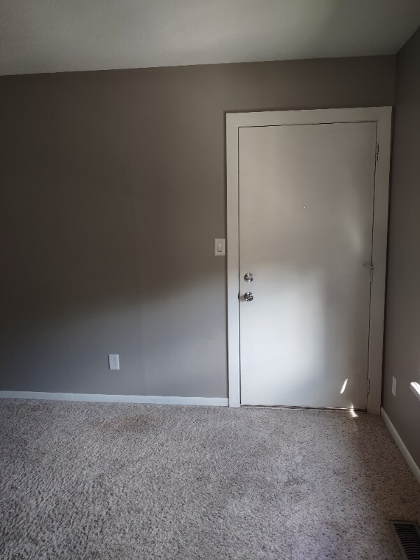 Building Photo - 7644 Brams Hill Dr