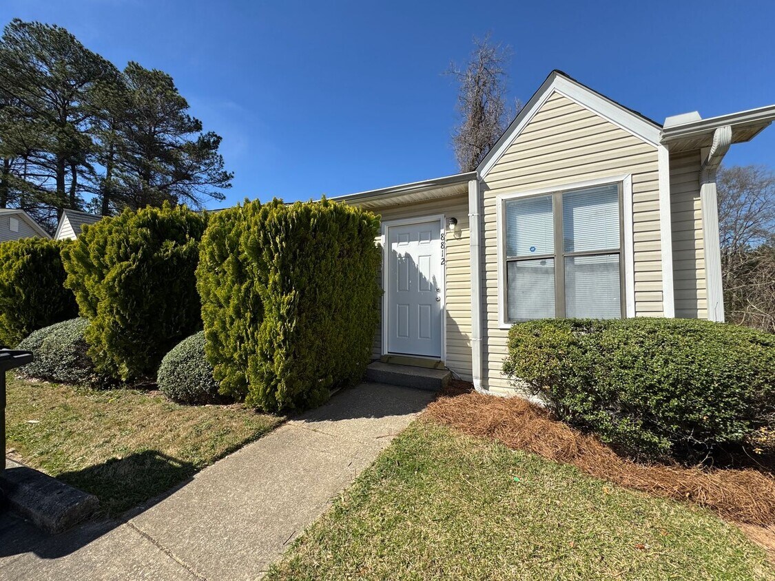 Primary Photo - 6853-6853 Selman Dr