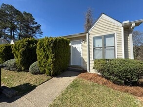 Building Photo - 6853-6853 Selman Dr