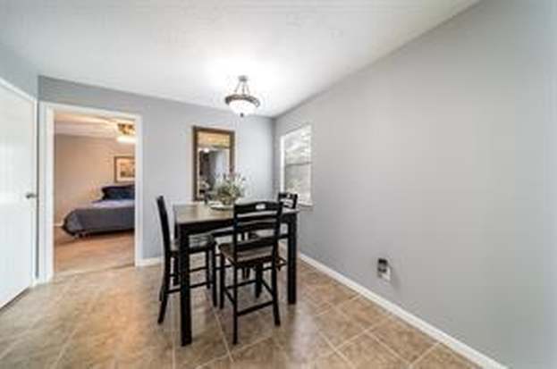 Building Photo - 12755 Mill Ridge Dr