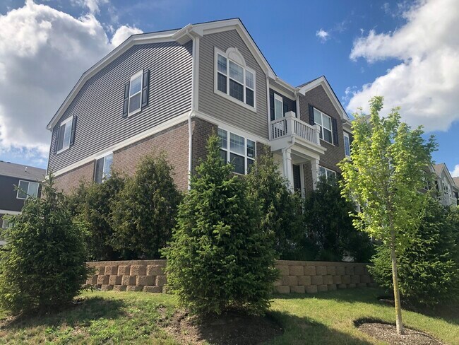 Building Photo - 904 Bradford Dr