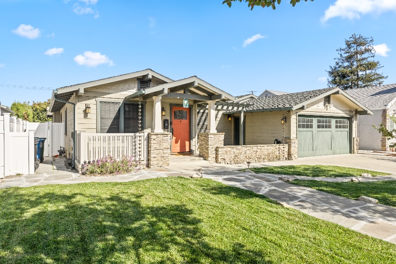 Photo - 5713 W 79th St (Los Angeles, CA)