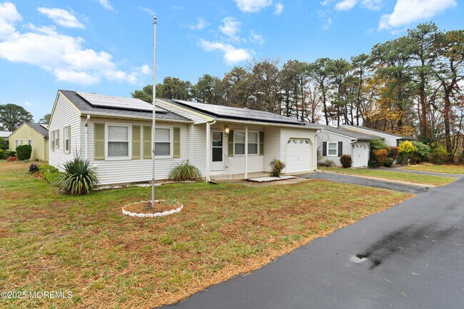 Foto del edificio - 81 Falmouth Ave