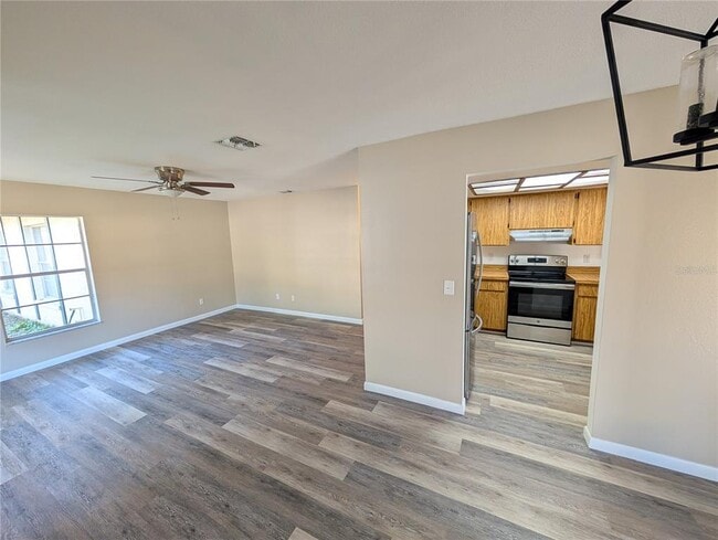 Building Photo - 11513 Valencia Dr