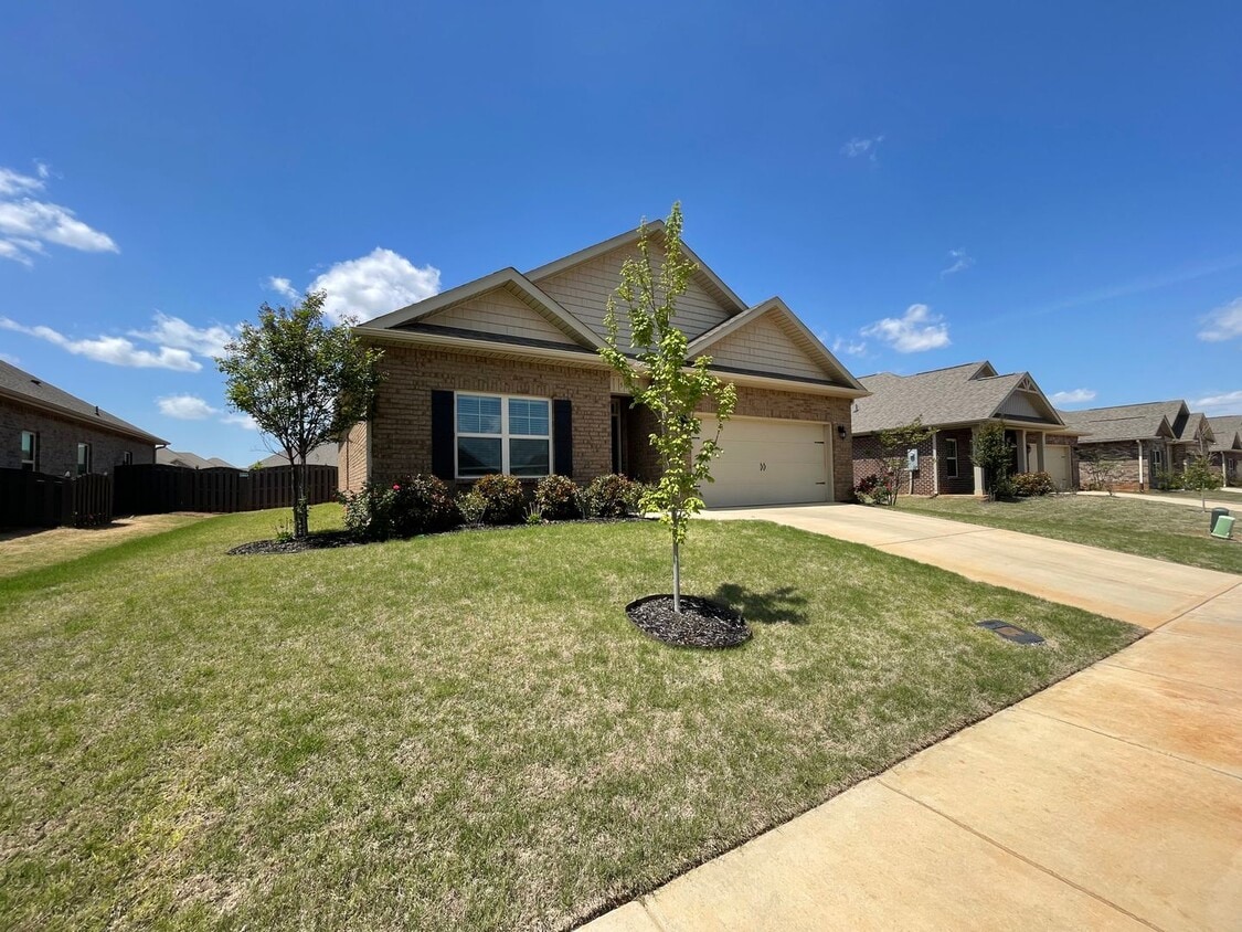 505 E River Landing Blvd, Madison, AL 35756 House Rental in Madison