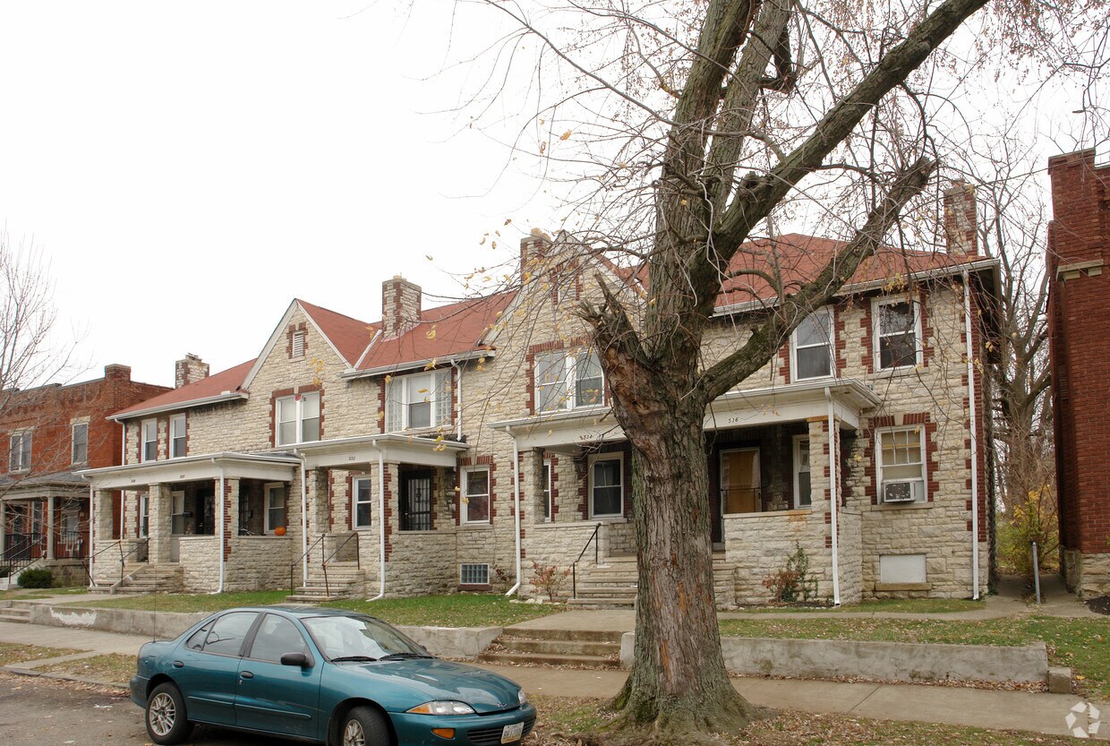 Foto del edificio - 528-536 Lilley Ave