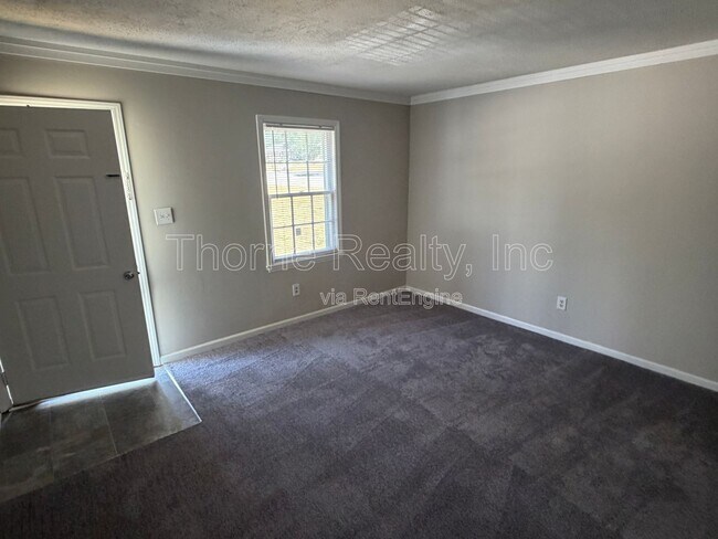 Foto del edificio - 1420 Barnes St