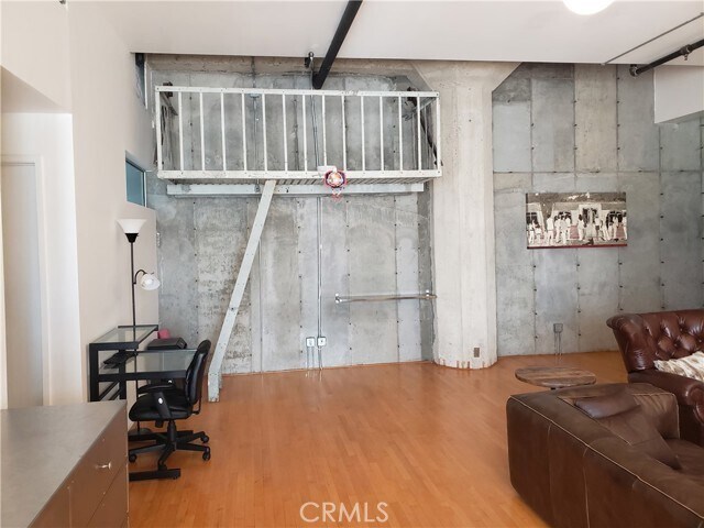 Foto del edificio - 115 W 4th St