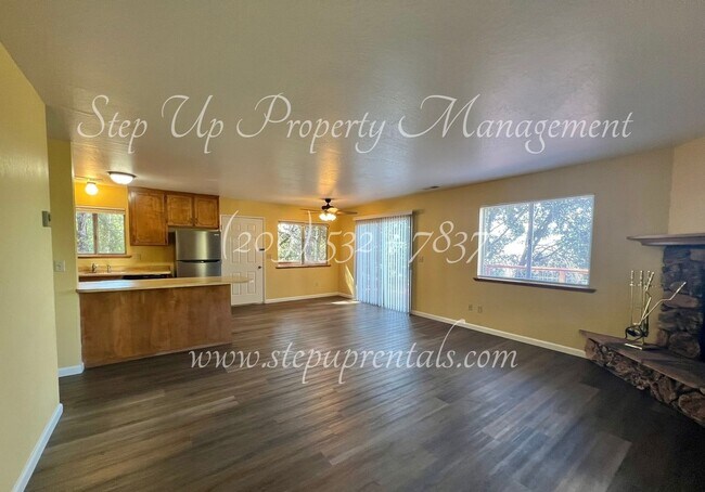 Building Photo - Charming 3-Bedroom Retreat with Modern Updates and Scenic Views in Ponderosa Hills