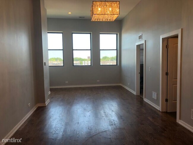 Foto del edificio - 7064 N Clark St