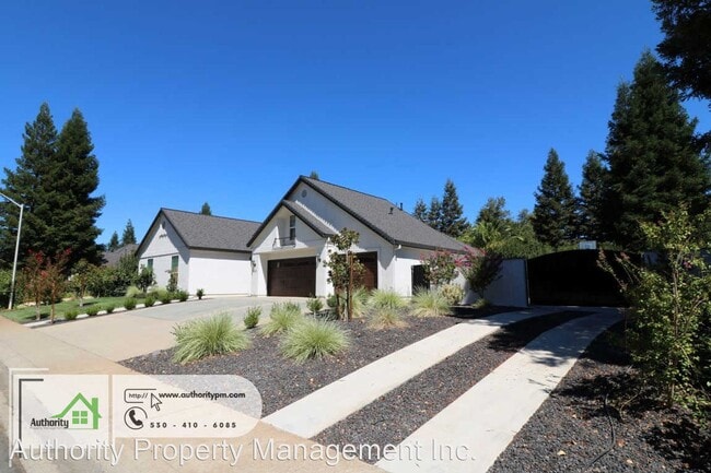 Building Photo - 5 br, 3.5 bath House - 4833 St Charles Drive