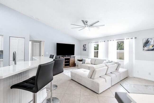 Foto del edificio - 12898 Buckland St