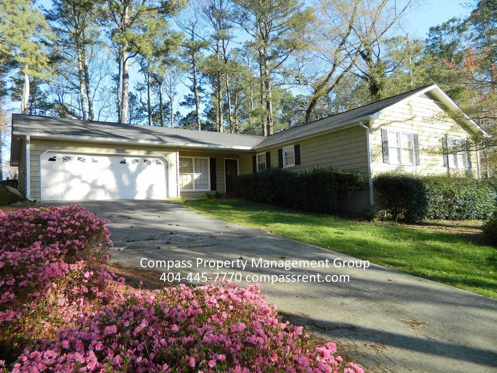 Primary Photo - 3631 Lassiter Rd