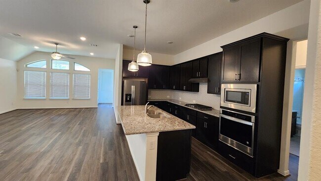 Building Photo - 294 Biscayne Bay Bend