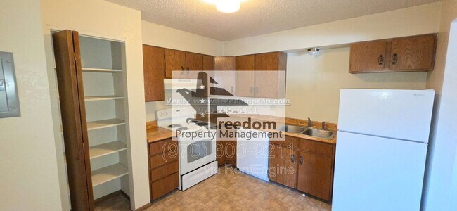 Building Photo - 1281 Bookcliff Ave
