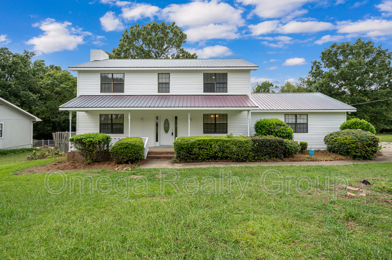 Primary Photo - 1309 Louise Dr SE