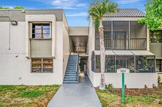 Building Photo - 7917 SW 104th St