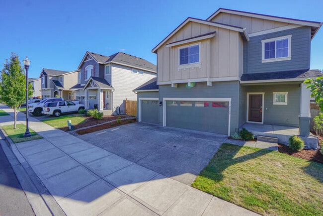 Building Photo - BEAUTIFUL FOUR BEDROOM HOME IN RIDGEFIELD