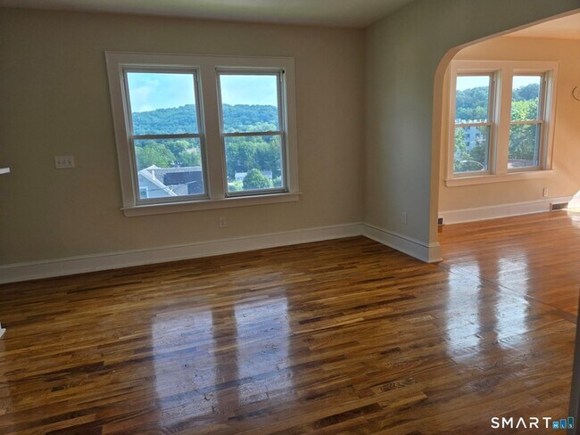 Foto del edificio - 921 Cooke St