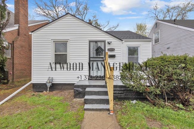 Building Photo - This beautifully updated 2-bedroom, 1-bath single-family home is ready for move-in!