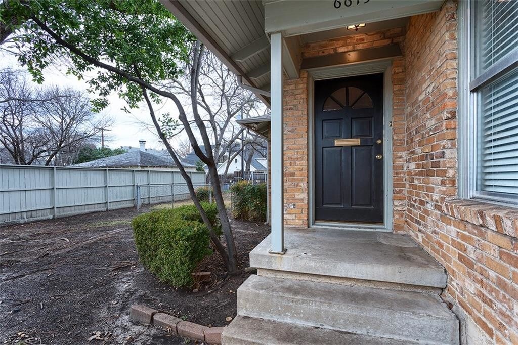 Primary Photo - 6615 Del Norte Ln