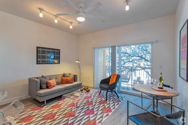 1BR, 1BA - 775SF - A1 _ Living Area - Aspire North Austin