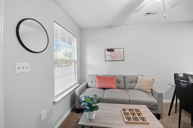 Building Photo - 254 Kings Creek Dr