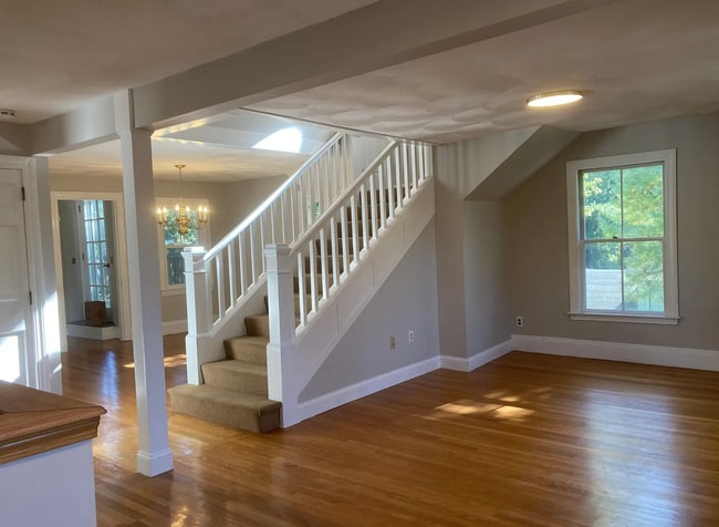 Building Photo - 36 Sherman St