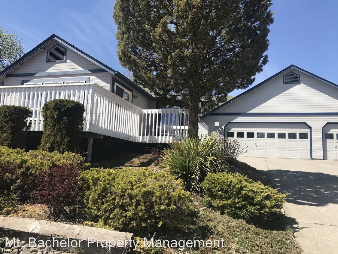 2935 SW 37th Ct, Redmond, OR 97756 House Rental in Redmond, OR