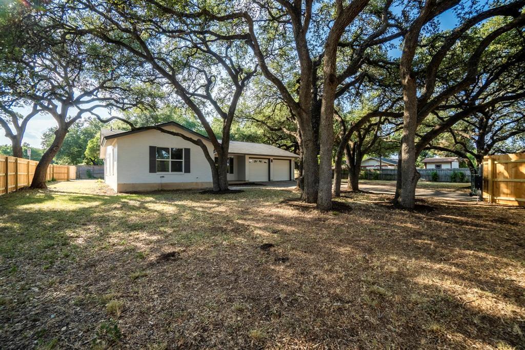 Primary Photo - 7106 Menchaca Rd