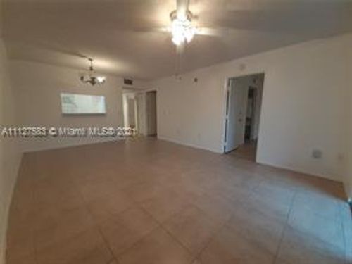 Building Photo - 1650 SW 124th Terrace