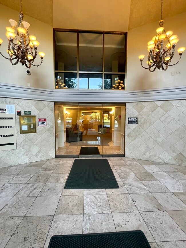 Foto del edificio - 470 Fawell Blvd
