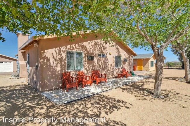 Building Photo - 3 br, 2 bath House - 1525 Dakota Lane
