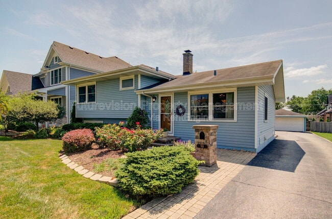 Building Photo - 501 Lincoln Ave