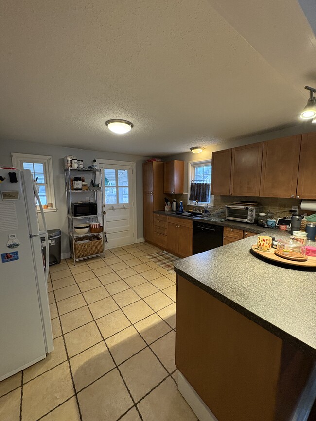 Foto del edificio - 94 Branford St