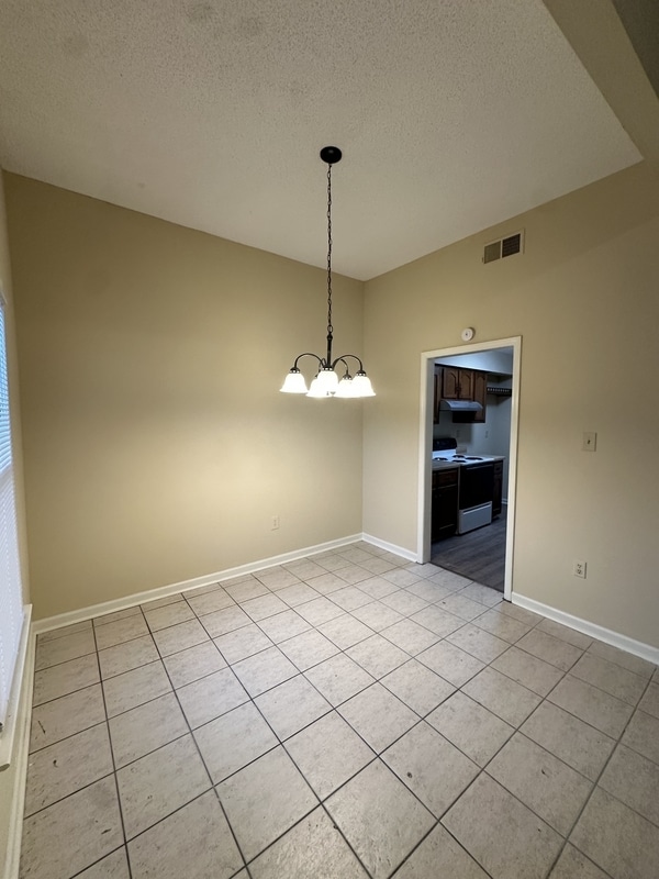 Photo - 2961 Charlestowne Pl House