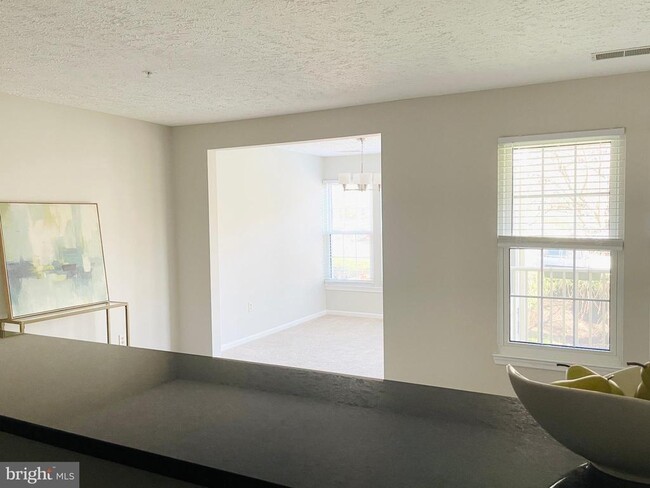 Foto del edificio - 13107 Briarcliff Terrace