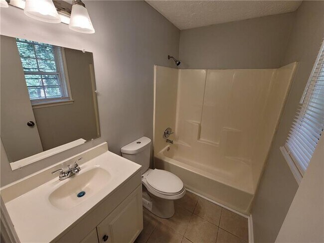 Foto del edificio - 2219 Cherokee Valley Cir